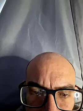 Robsonitj90 online show from June 2026 01:39:02 PM