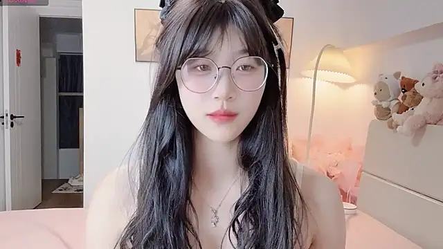 Luminous4173 online show from May 2026 12:58:01 PM