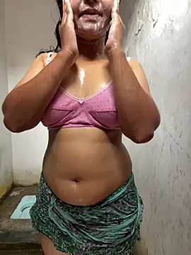 Snapshot of exoticshruti chatting on June 2026 09:32:01 AM exoticshruti online show from June 2026 09:32:01 AM
