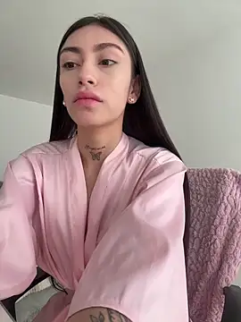 Snapshot of Bonny_Eva chatting on June 2026 05:51:01 PM Bonny Eva online show from June 2026 05:51:01 PM