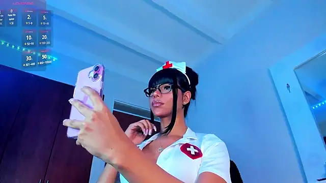 Snapshot of Salolatina chatting on February 2026 10:46:01 PM Salolatina online show from February 2026 10:46:01 PM