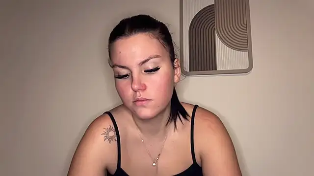 Snapshot of kiaraaaa75 chatting on February 2026 06:24:02 PM kiaraaaa75 online show from February 2026 06:24:02 PM