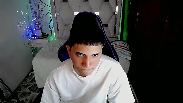Black diamondd  online show from April 2026 03:36:02 PM