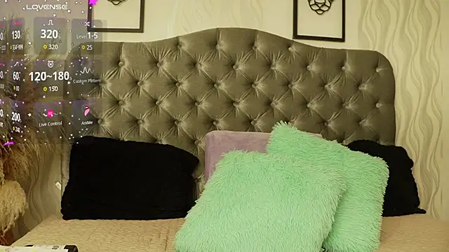 katt eyes  online show from April 2026 01:38:02 PM