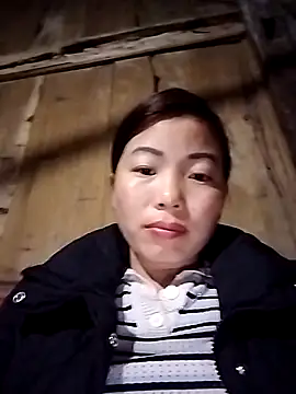 Snapshot of Ella-aa chatting on February 2026 11:02:02 AM Ella-aa online show from February 2026 11:02:02 AM