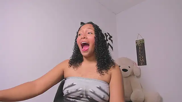 Nia13 online show from March 2026 06:54:02 AM