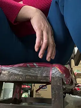 Snapshot of YANINA120 chatting on February 2026 10:03:02 AM YANINA120 online show from February 2026 10:03:02 AM