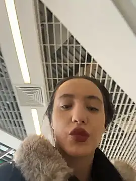 MiaTee online show from February 2026 04:20:01 AM