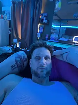 mileslongdeep online show from February 2026 06:04:02 PM