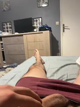Snapshot of magicdickx21 chatting on June 2026 09:12:01 AM magicdickx21 online show from June 2026 09:12:01 AM