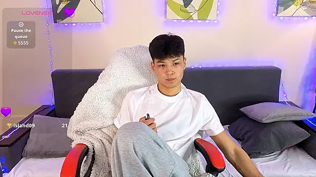 XanneLL online show from March 2026 07:21:02 PM