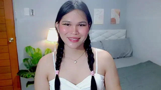 alianabrooks online show from May 2026 06:00:01 AM