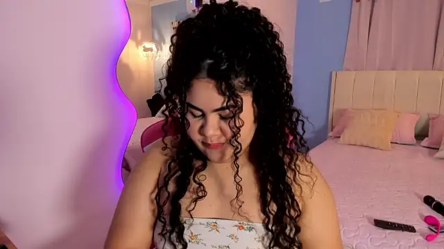 Snapshot of LOU_22_ chatting on February 2026 12:53:02 PM LOU 22 online show from February 2026 12:53:02 PM