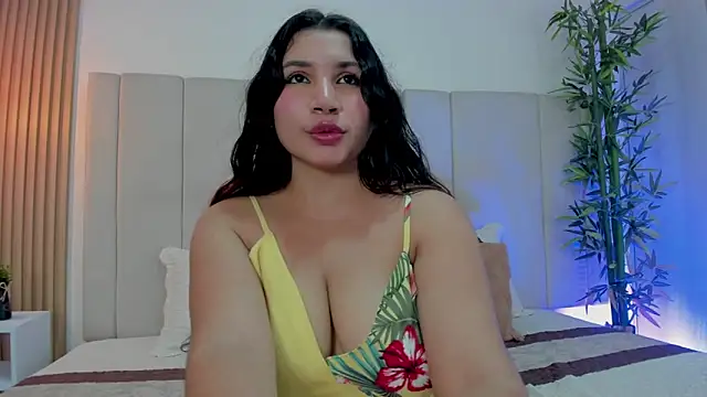Snapshot of Victoria_Rosee chatting on May 2026 02:45:01 PM Victoria Rosee online show from May 2026 02:45:01 PM
