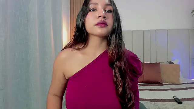 Snapshot of Victoria_Rosee chatting on May 2026 06:16:02 PM Victoria Rosee online show from May 2026 06:16:02 PM