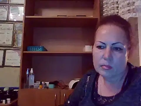 KrystalStyles online show from April 2026 05:32:01 PM