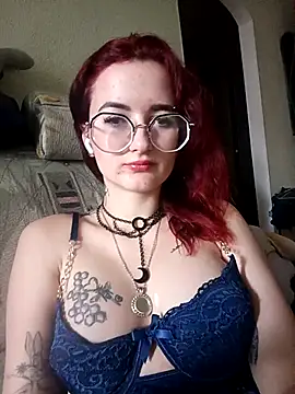 Snapshot of Persefoha chatting on February 2026 11:06:02 AM Persefoha online show from February 2026 11:06:02 AM