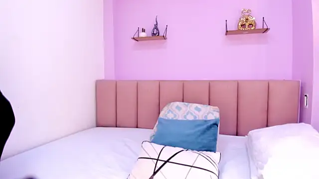 sam doll  online show from April 2026 07:19:02 PM