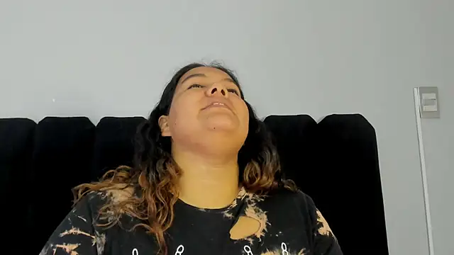 Amaranoir- online show from April 2026 01:06:02 AM