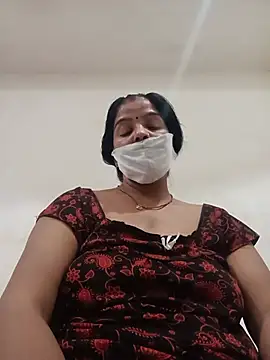 Snapshot of punamji_sexe chatting on June 2026 03:28:01 AM punamji sexe online show from June 2026 03:28:01 AM