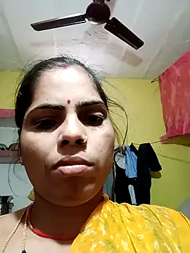 Priyakoli4568 online show from February 2026 04:19:02 AM