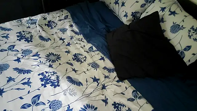 SweetValleyHotwife online show from April 2026 12:43:02 AM