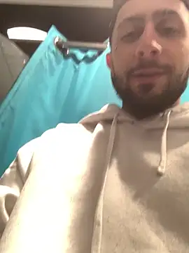 robeertiito online show from March 2026 08:12:01 PM