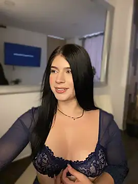  HannahFox  online show from July 2026 10:56:02 PM