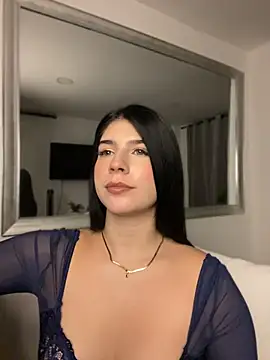 HannahFox  online show from August 2026 11:50:01 PM