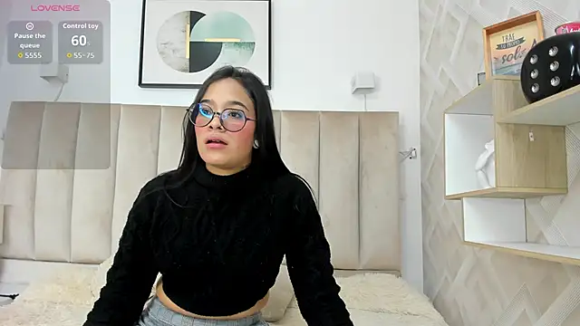 Snapshot of double_temptation_ chatting on June 2026 07:05:01 PM double temptation online show from June 2026 07:05:01 PM