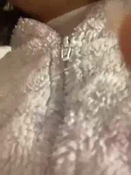 KarelyMitchel online show from April 2026 02:20:01 PM