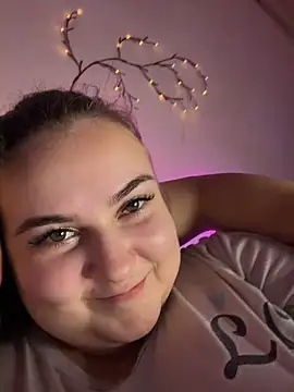 AlyaX X online show from February 2026 02:04:02 PM