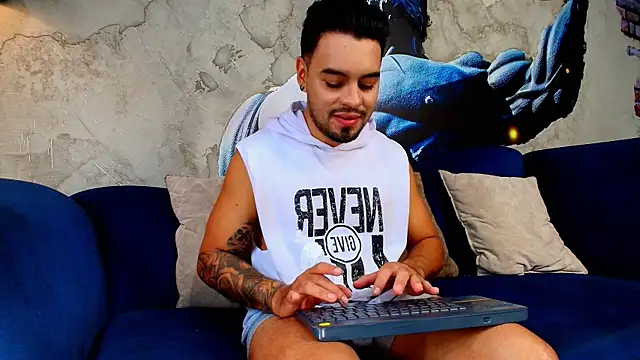 Snapshot of DaveParker_ chatting on February 2026 01:27:02 PM DaveParker online show from February 2026 01:27:02 PM