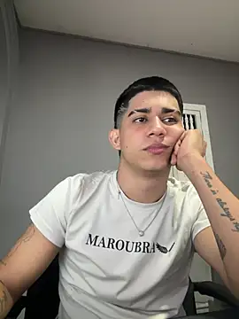 Snapshot of Thiago_Olsen chatting on February 2026 05:47:01 AM Thiago Olsen online show from February 2026 05:47:01 AM