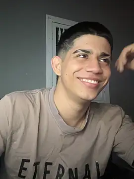 Snapshot of Thiago_Olsen chatting on February 2026 11:17:01 AM Thiago Olsen online show from February 2026 11:17:01 AM