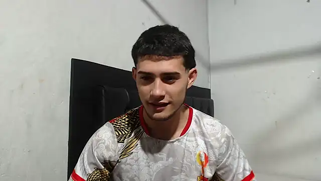 Snapshot of jhayko22 chatting on February 2026 08:44:02 AM jhayko22 online show from February 2026 08:44:02 AM