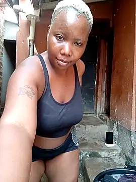 Snapshot of RanniClara chatting on February 2026 08:42:01 AM RanniClara online show from February 2026 08:42:01 AM