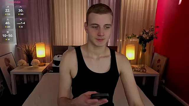 HereAlexColee online show from February 2026 02:17:02 PM