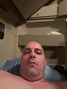 kipsy0 online show from March 2026 07:51:01 PM