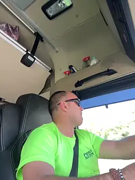 kipsy0 online show from April 2026 09:09:01 AM