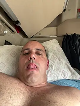 kipsy0 online show from May 2026 04:34:02 PM