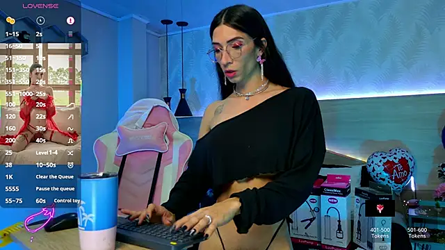 Snapshot of kylliefox_ chatting on November 2025 01:23:02 PM kylliefox online show from November 2025 01:23:02 PM