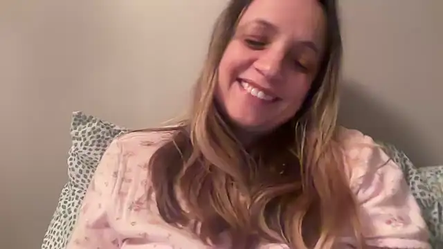 ShyFlameLive online show from April 2026 01:22:02 AM