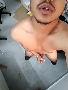 chocolatesboy143 online show from May 2026 01:11:02 AM