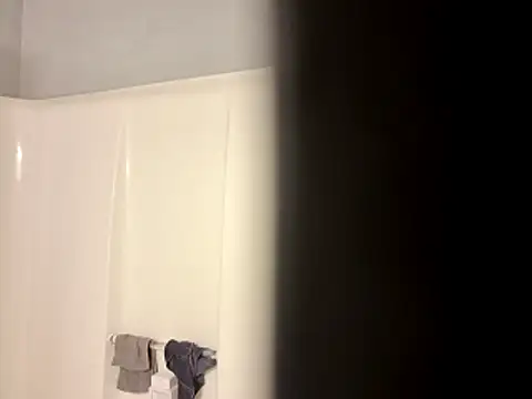 TrndSettr online show from March 2026 10:49:01 PM