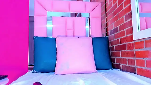 Snapshot of Baby_doll_XOXO chatting on February 2026 02:43:01 PM Baby doll XOXO online show from February 2026 02:43:01 PM