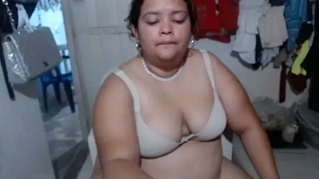 Diosa Rosa online show from February 2026 04:32:01 AM