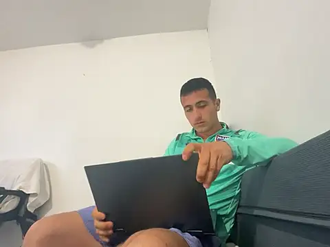 Snapshot of SPGM31 chatting on February 2026 09:02:02 PM SPGM31 online show from February 2026 09:02:02 PM