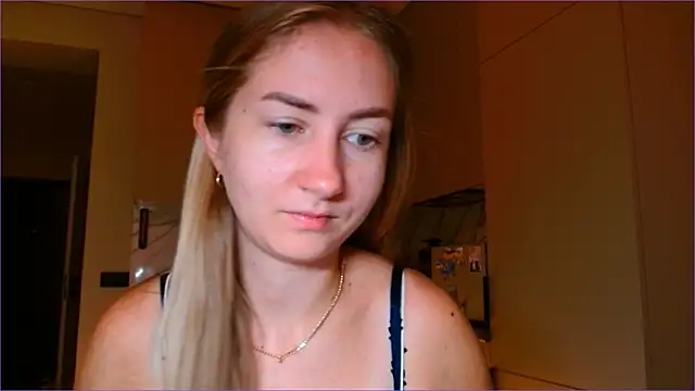 BluueSilk online show from November 2025 06:24:01 AM