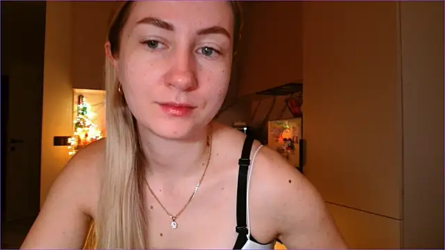 BluueSilk online show from February 2026 06:10:02 AM